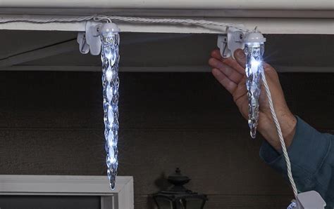 HD: ColorMotion ClipLights Make Holiday Decorating .